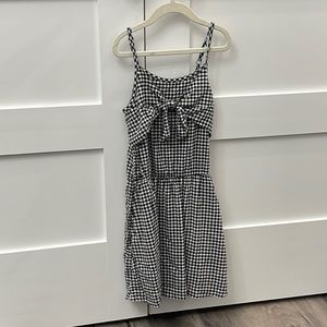 Zara, front tie detail summer dress.